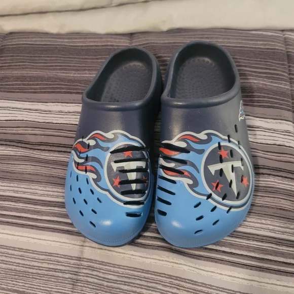 Crocs - Picture 3 of 3